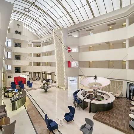 Sisus Hotel 4*