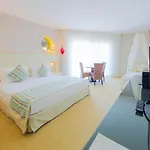 فندق Sisus Çeşme