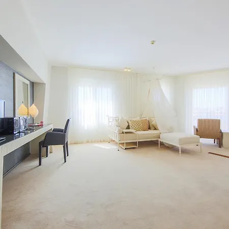 Sisus Отель 4*