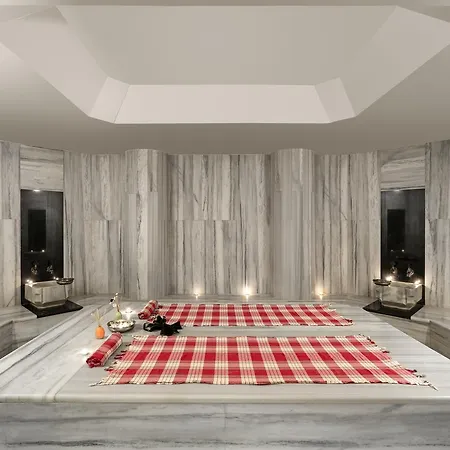 Sisus Отель 4*