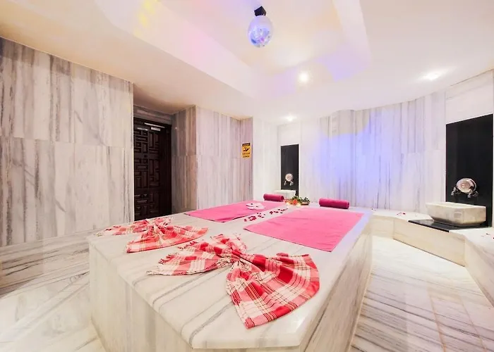 فندق Sisus Çeşme