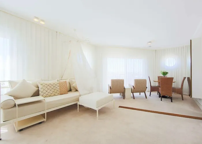 فندق Sisus Çeşme