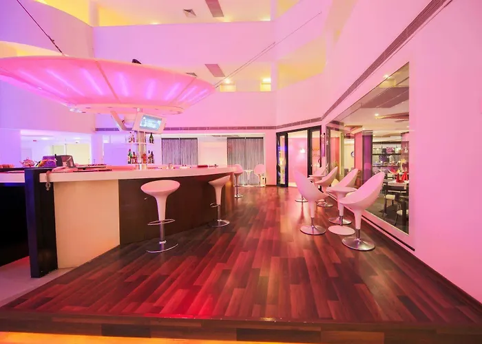 فندق Sisus Çeşme